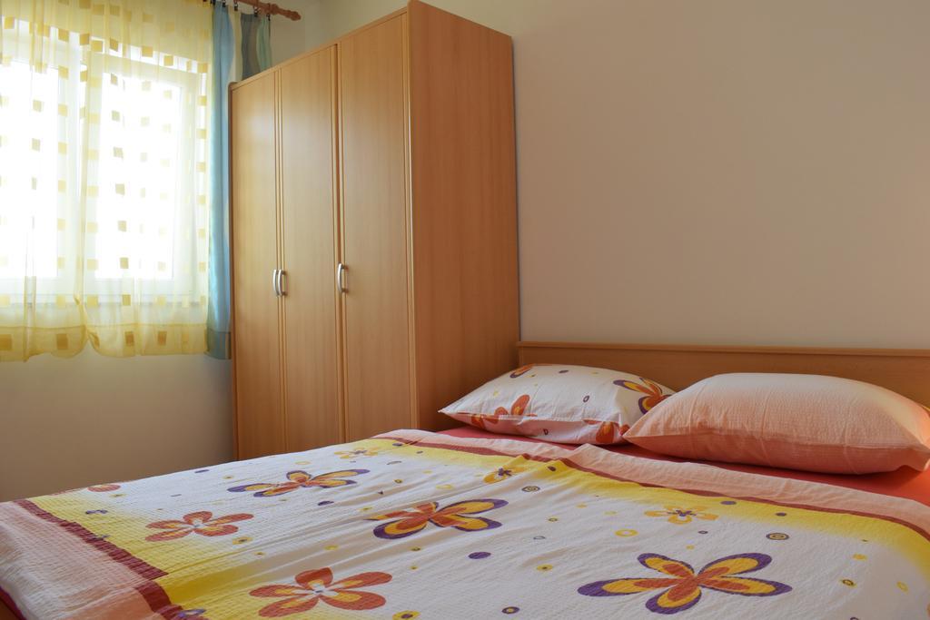 Apartments Green Oasis Malinska Luaran gambar